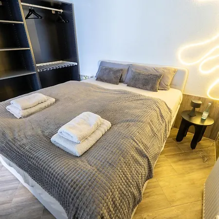 Modernes In נויוויד